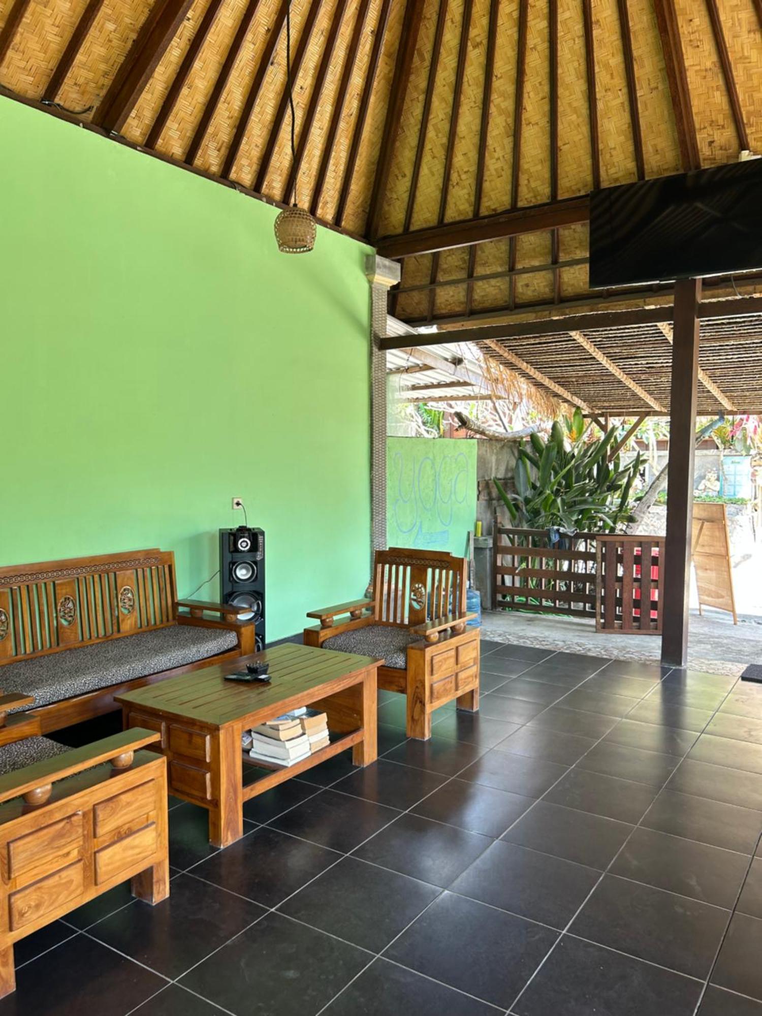 Island Garden Huts Lembongan Bed & Breakfast Екстериор снимка