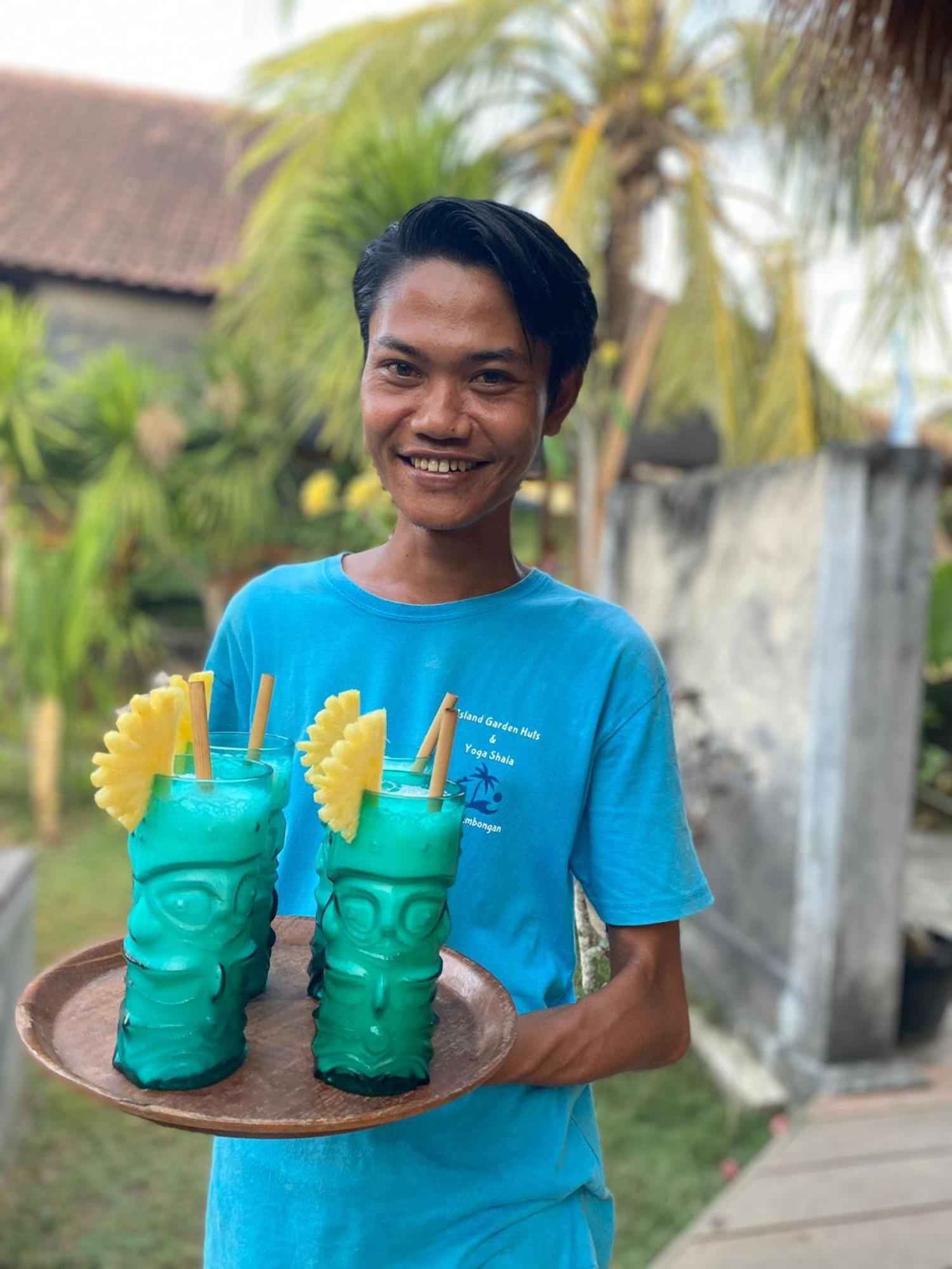 Island Garden Huts Lembongan Bed & Breakfast Екстериор снимка