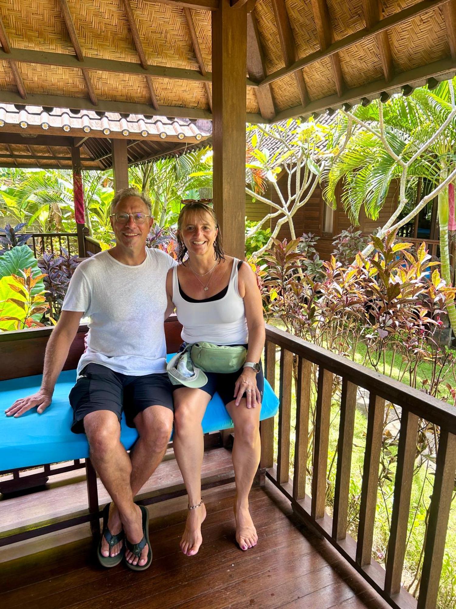 Island Garden Huts Lembongan Bed & Breakfast Екстериор снимка